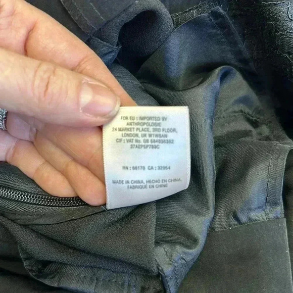 Elevenses from Anthropologie Lace Detail Sleeveless Black Jumpsuit Size 6 - Picture 9 of 10